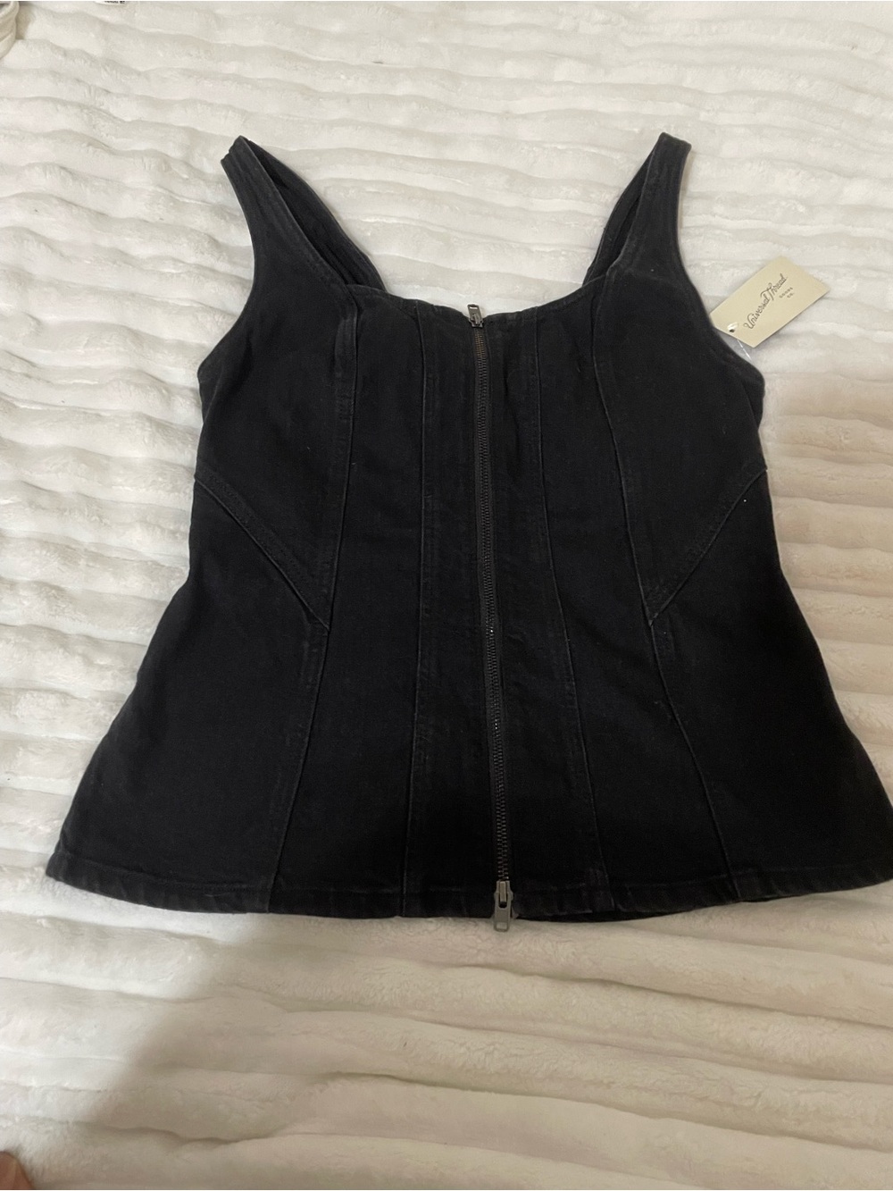 Universal Thread Black Ribbed Zip-Front Tank Top - Picture 4 of 14
